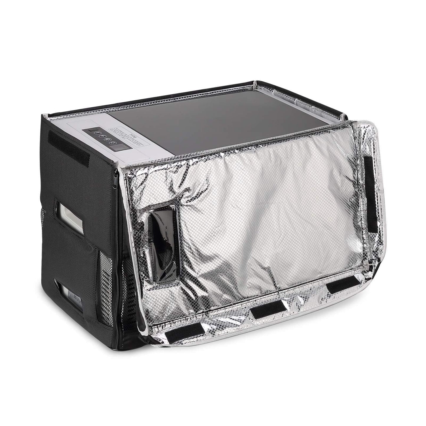 12V 30 Quart (28L) Portable Fridge & 30 Quart Insulated Protective Cover