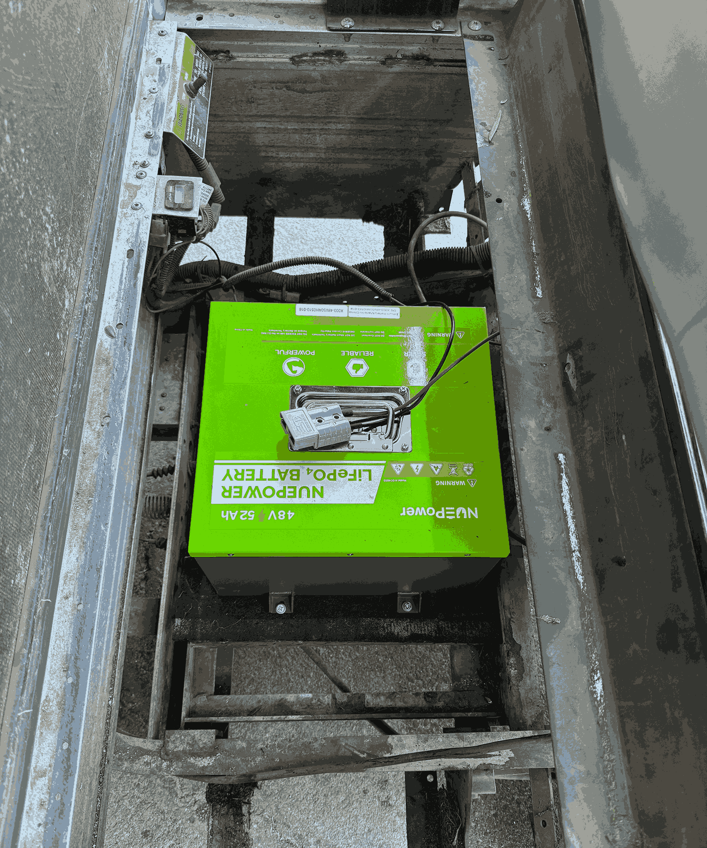 NUEPower 48V 52Ah Metal Case Battery and Charger Package